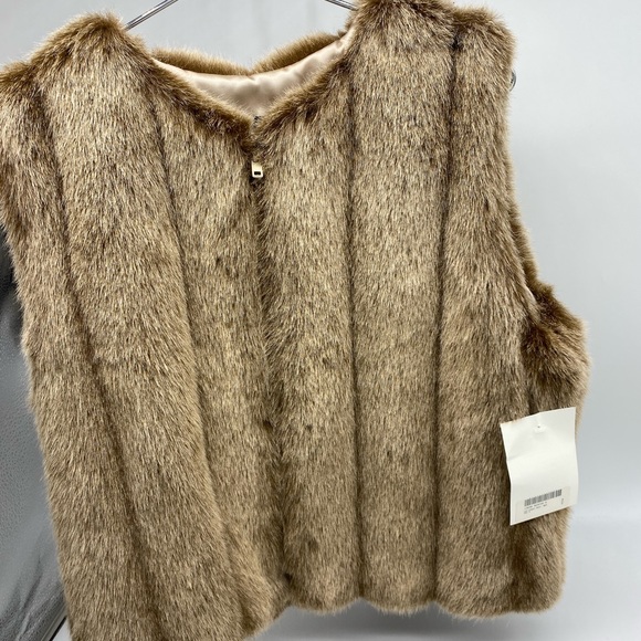 Donna Salyer’s Fabulous Furs Vest Red Fox Size SMALL - Picture 6 of 11